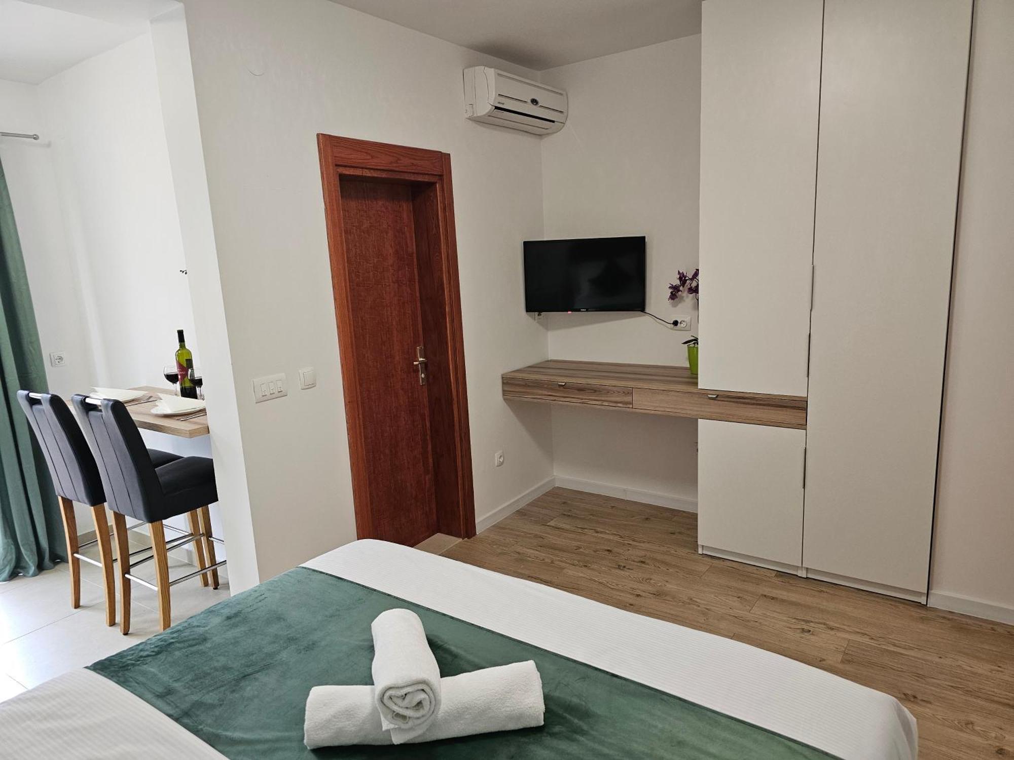Apartments Kovac Makarska Zewnętrze zdjęcie